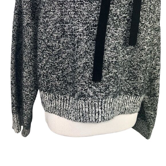 Kaisley Cropped Hooded Sweater Large Dropped Sleeves Black White - Picture 6 of 11